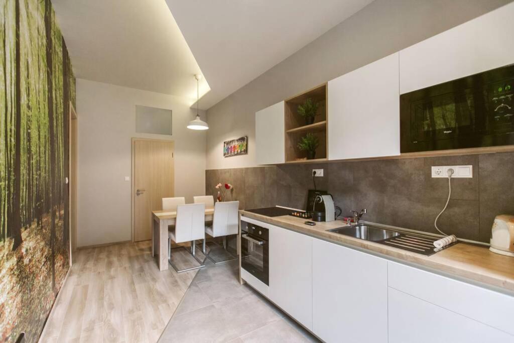 Dream Forest Apartment Boedapest Buitenkant foto